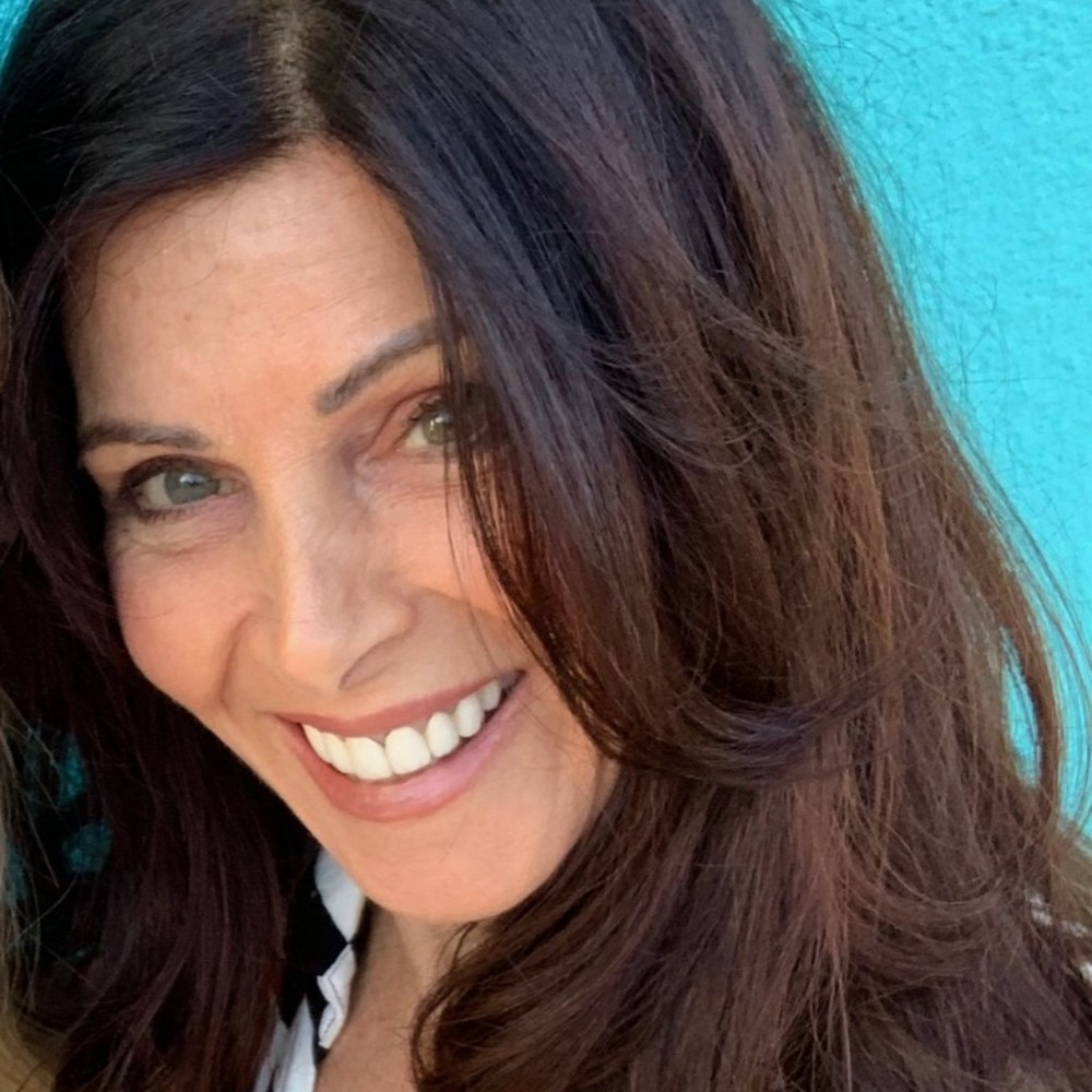 Meet your Posher, Robin